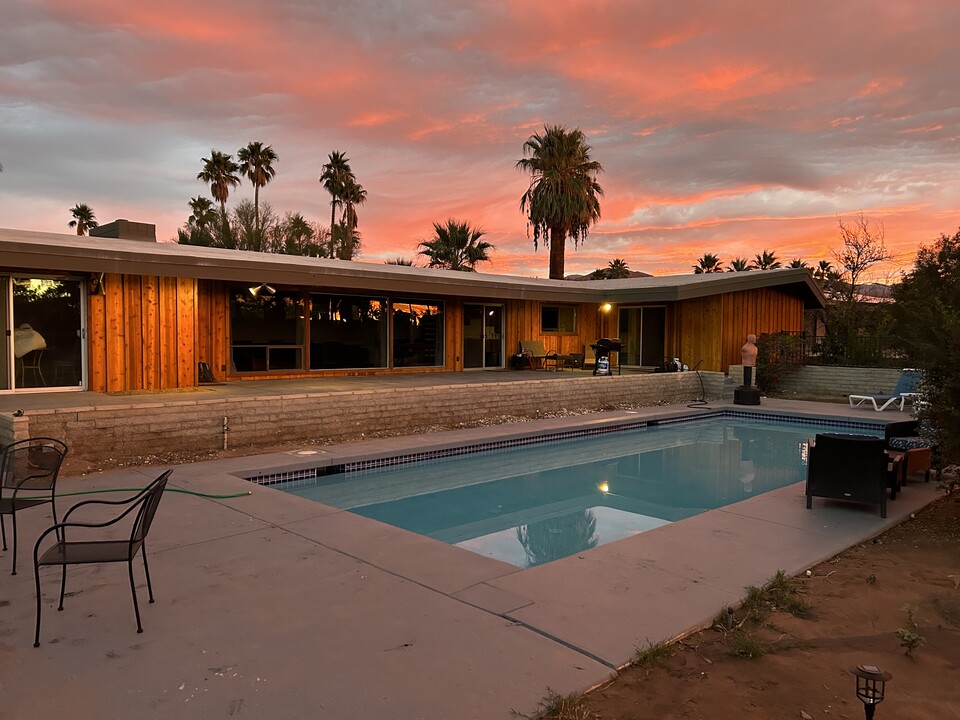 255 Montezuma Rd in Borrego Springs, CA - Building Photo