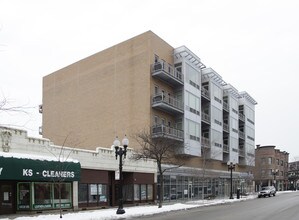 3916-3920 N Sheridan Rd in Chicago, IL - Building Photo - Building Photo