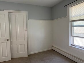 15 Lehner St, Unit 3 in Wolfeboro, NH - Foto de edificio - Building Photo