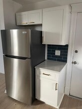 29 Irving St, Unit Apt 5 in Worcester, MA - Building Photo - Building Photo