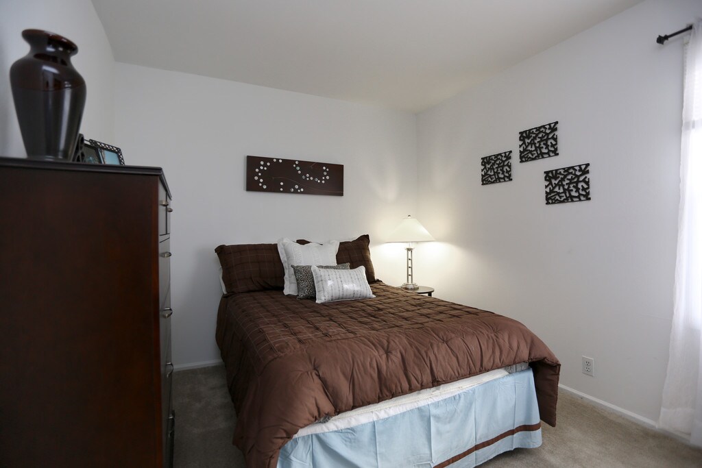 Warson Village Townhomes in Creve Coeur, MO