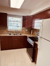 7328 SW 82nd St in Miami, FL - Building Photo - Building Photo