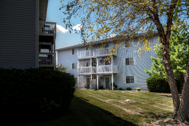 901 7th Ave SE in Altoona, IA - Building Photo - Building Photo