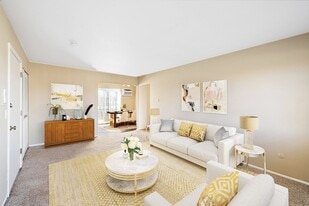 The Gables of Troy in Troy, MI - Building Photo