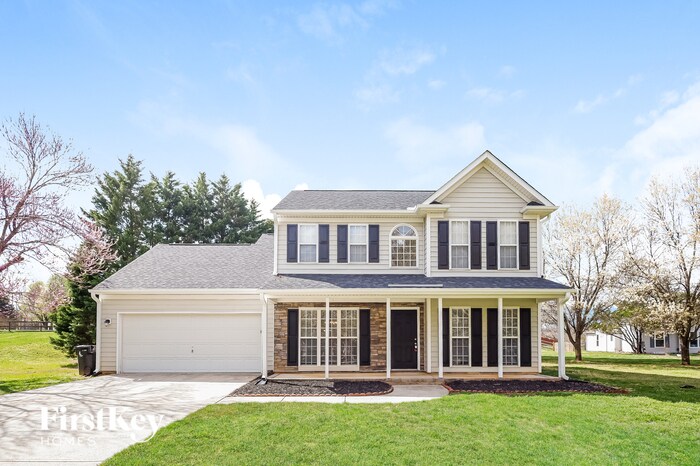 612 Barbee Farm Dr in Monroe, NC - Building Photo