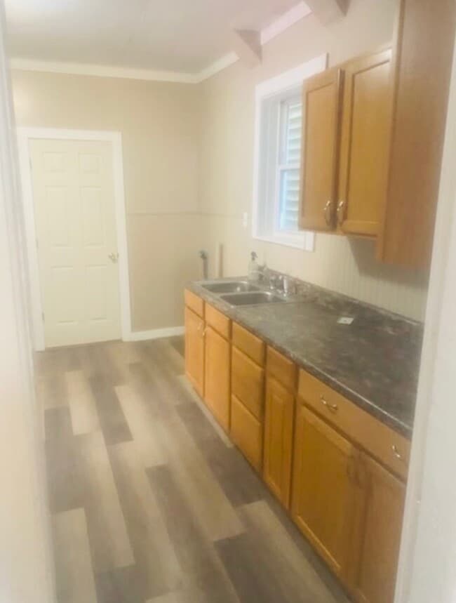 362 9th St, Unit 1st Floor in Troy, NY - Foto de edificio - Building Photo