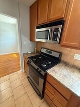7248 S Coles Ave in Chicago, IL - Building Photo - Building Photo