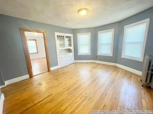 4041 Washington St, Unit 2 in Boston, MA - Building Photo - Building Photo