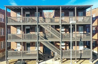 5350 Pershing Ave, Unit #5A in St. Louis, MO - Building Photo - Building Photo