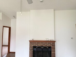 1119 Parliament Rd in Normal, IL - Building Photo - Building Photo