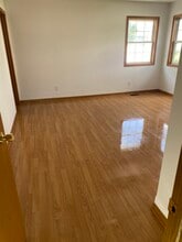109 Vicki Ct in Manteno, IL - Building Photo - Building Photo