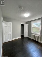 1499 Main St E in Hamilton, ON - Building Photo - Building Photo