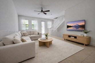 11351 SW 15th St in Pembroke Pines, FL - Building Photo - Building Photo