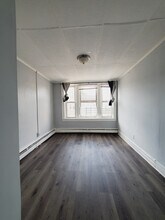 70 Martin Luther King Jr Dr, Unit 2 in Jersey City, NJ - Foto de edificio - Building Photo
