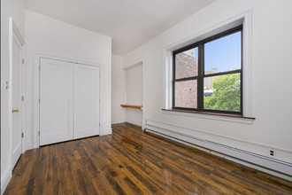 13 Lexington Ave in Brooklyn, NY - Foto de edificio - Building Photo