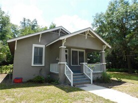 541 NE 11th St in Gainesville, FL - Building Photo