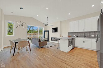 4603 S St Lawrence Ave in Chicago, IL - Building Photo - Building Photo