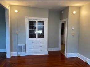 25 Wellington St in New Britain, CT - Foto de edificio - Building Photo