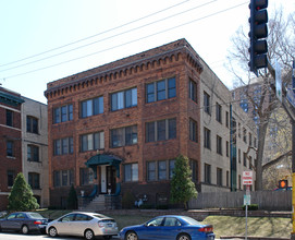 201-209 W 15th St in Minneapolis, MN - Building Photo - Building Photo