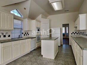 2500 Kariba Ln in Denton, TX - Building Photo - Building Photo