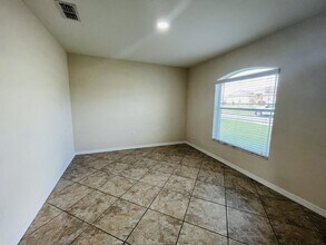 3519 Kenwood Crossing in Lakeland, FL - Building Photo - Building Photo