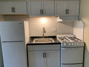 6101 W Vliet St in Wauwatosa, WI - Building Photo - Building Photo