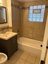 13816 S Wentworth Ave in Riverdale, IL - Foto de edificio - Building Photo