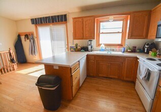 4914 25th Ave NW in Rochester, MN - Building Photo - Building Photo