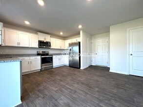 1368 Mifflin Ln in Dallas, NC - Building Photo - Building Photo