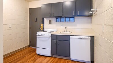 The Stewart in Portland, OR - Building Photo - Building Photo