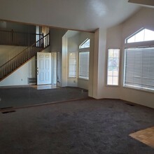 2600 Alexia Way in Modesto, CA - Building Photo - Building Photo