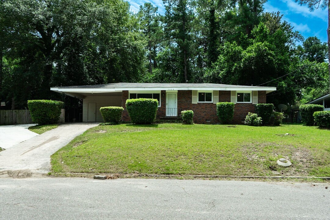 3336 Oakridge Dr in Augusta, GA - Building Photo