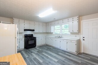 1312 Cooper Rd in Snellville, GA - Building Photo - Building Photo