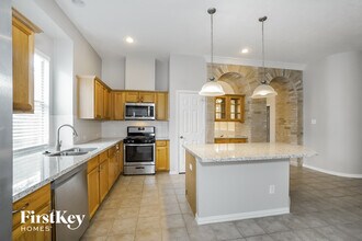 16042 Belleshire Ln in Houston, TX - Building Photo - Building Photo