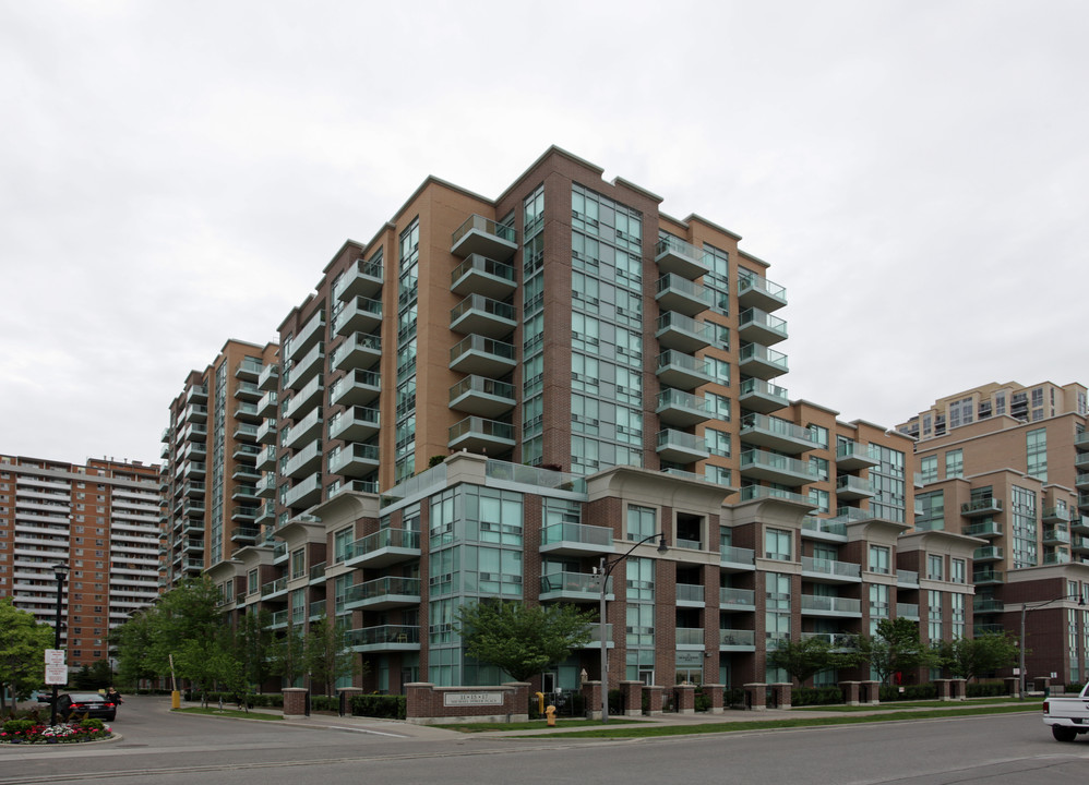 Port Royal Place 5 in Toronto, ON - Building Photo