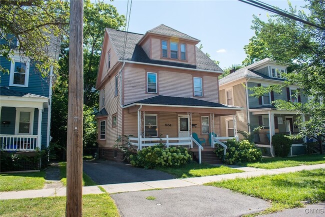 951 Lancaster Ave in Syracuse, NY - Building Photo - Building Photo
