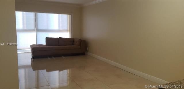 1101 Crystal Lake Dr-Unit -401 in Pompano Beach, FL - Building Photo - Building Photo