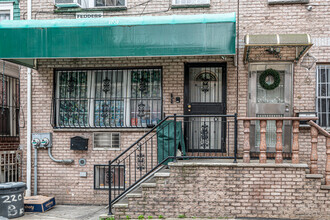 2208 Cortelyou Rd in Brooklyn, NY - Building Photo - Building Photo