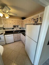 3 Abbey Ln-Unit -102 in Delray Beach, FL - Building Photo - Building Photo