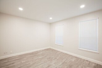 9900 Presthope Dr in Frisco, TX - Building Photo - Building Photo
