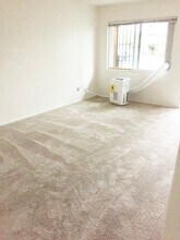 487 E Park Ave, Unit 487 East Park Avenue in El Cajon, CA - Foto de edificio - Building Photo