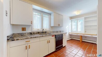 6 Lyle Ct in Farmington, CT - Building Photo - Building Photo