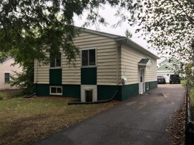 606 Spartan Ave in East Lansing, MI - Building Photo