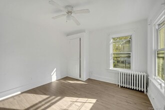 333 S 6th Ave in Mount Vernon, NY - Building Photo - Building Photo