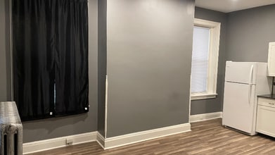 206 Carlisle St in Hanover, PA - Foto de edificio - Building Photo