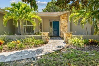 8307 12th Ave Dr NW in Bradenton, FL - Building Photo - Building Photo