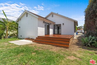 11809 Marshall St in Culver City, CA - Building Photo - Building Photo