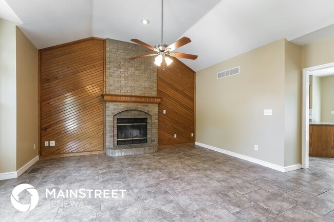 911 SW Shorthorn Dr in Grain Valley, MO - Building Photo - Building Photo