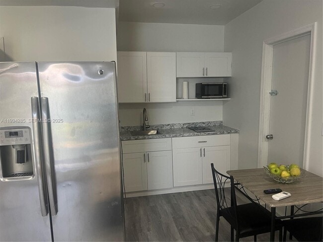 20766 SW 85th Pl in Cutler Bay, FL - Building Photo - Building Photo