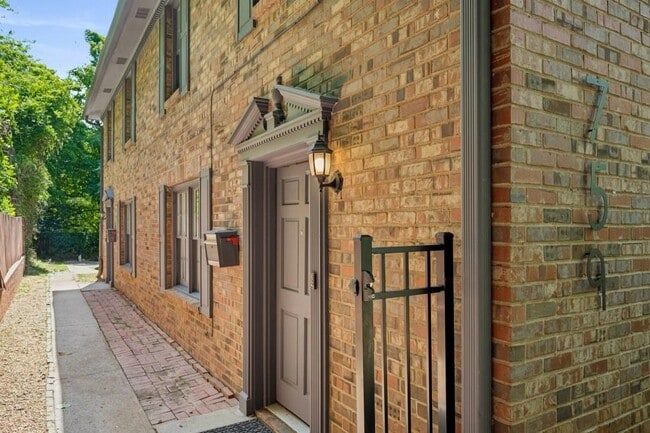 property at 759 Myrtle St NE